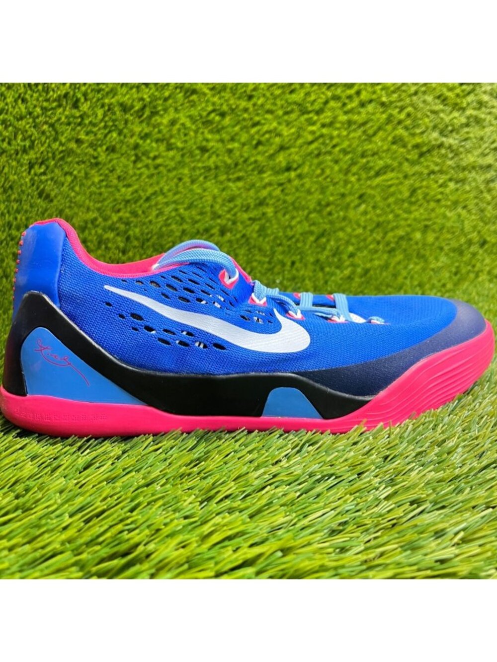 Nike Kobe 9 IX Low Girls Size 7Y Blue Pink Athletic‎ Basketball Shoes Sneakers